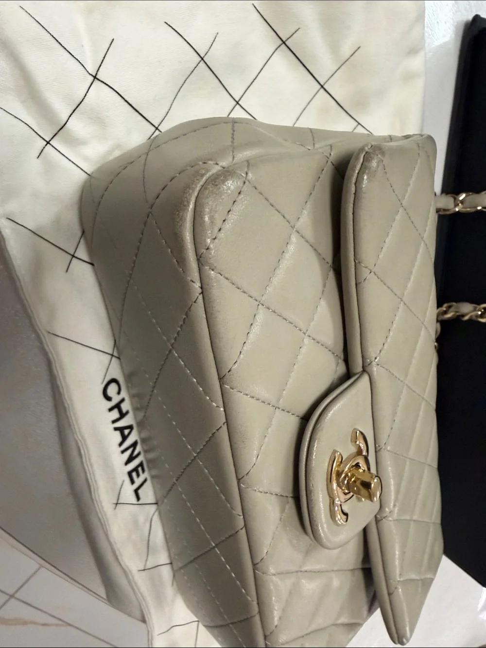 Classic Single Flap Bag Quilted Lambskin Mini Grey - Picture 9 of 10